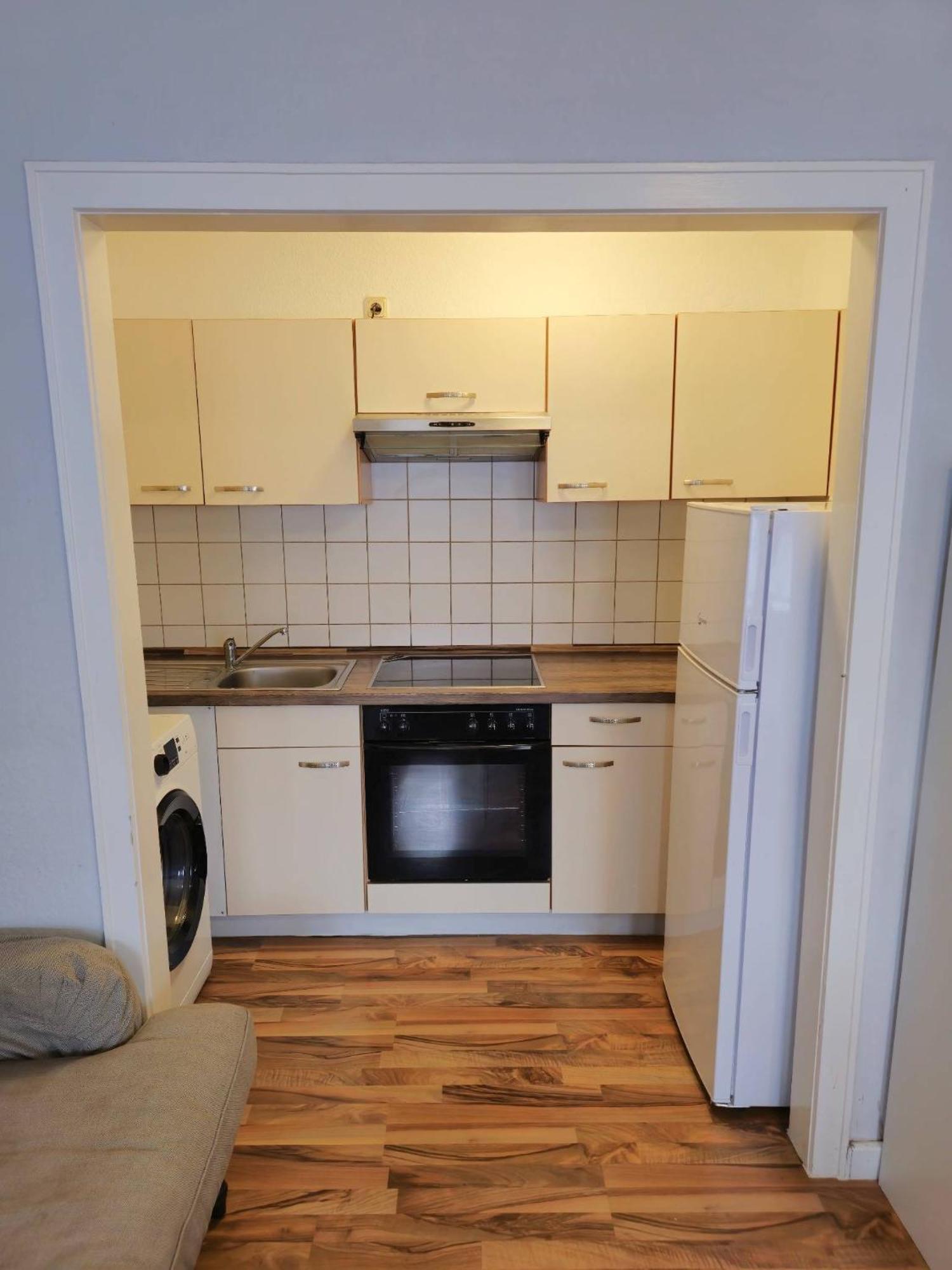 1,5-Zimmer Apartment Mit Balkon Am Hauptbahnhof Ноймюнстер Экстерьер фото